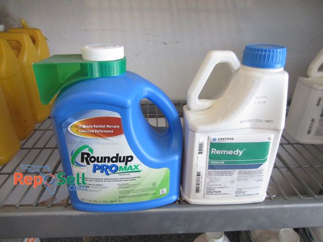Lot 31-1224 - 1Gal Roundup Pro Max and 1Gal Corteva herbicide