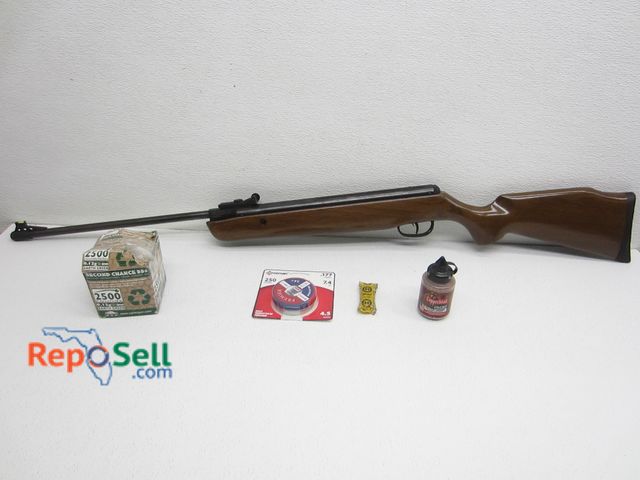 Lot 31-2523 - Remington Vantage 1200; .177 Pellet Gun and BB's