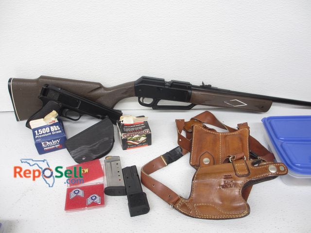 Lot 31-8680 - (2) BB Guns, BB's, (2) Clips, Beretta Leather Holster, etc.