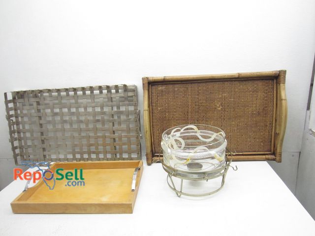 Lot 31-1197 - - Metal Serving Basket
- Wood Tray
- Wicker Tray
- and Glass Chafing Dish