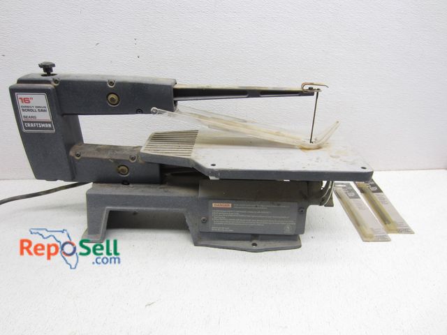 Lot 31-6087 - Craftsman 16" Scroll Saw and Extra Blades - Powers On