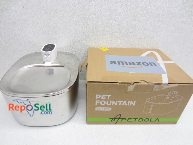 Lot 31-6256 - Pet Fountain FS10 Pro - Powers On/Appears New