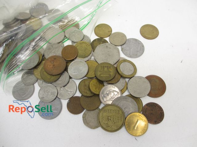 Lot 31-6018 - Lot of Foreign Coins