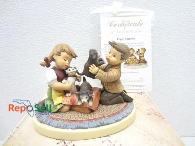 Lot 31-9025 - Hummel "Puppy Surprise" Figurine 2015 Danbury Mint 1st Issue, New in Box w/ COA