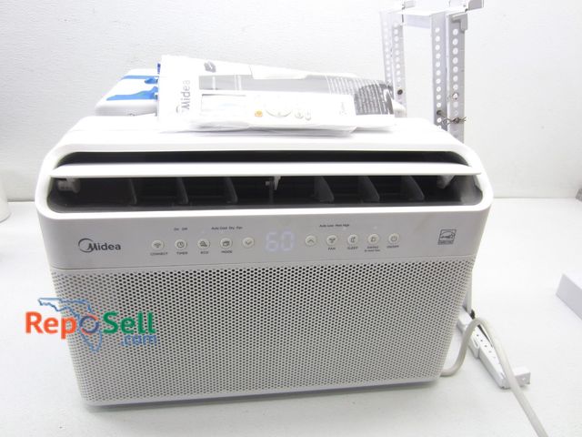 Lot 31-1355 - Midea Window A/C Unit With Remote #MAW08V1QWT 8,000 BTU - Power On, Cools