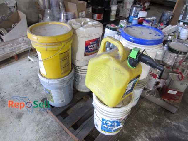 Lot 31-8077 - Pallet of Shop Chemicals
