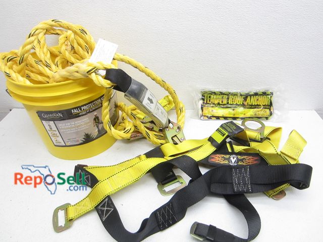Lot 31-2261 - Fall Protection Kit