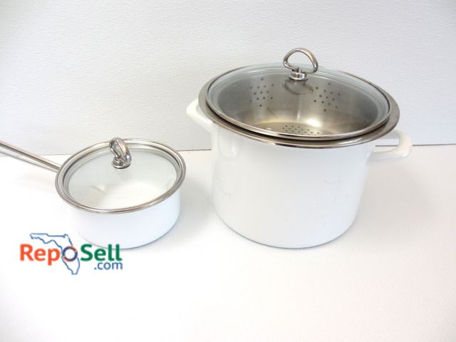 Lot 31-1319 - Kitchenware: Large Pot &amp; Saucepan - Chantal 25N Made in Japan