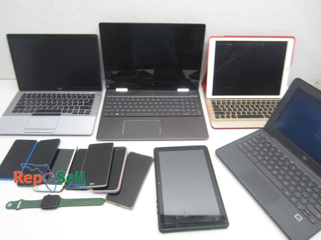 Lot 31-1156 - Lot of Tablets, Laptops, Phones for Parts/Repairs - Most Locked: Apple Ipad #A1584, Dell, HP, LG, Mi...
