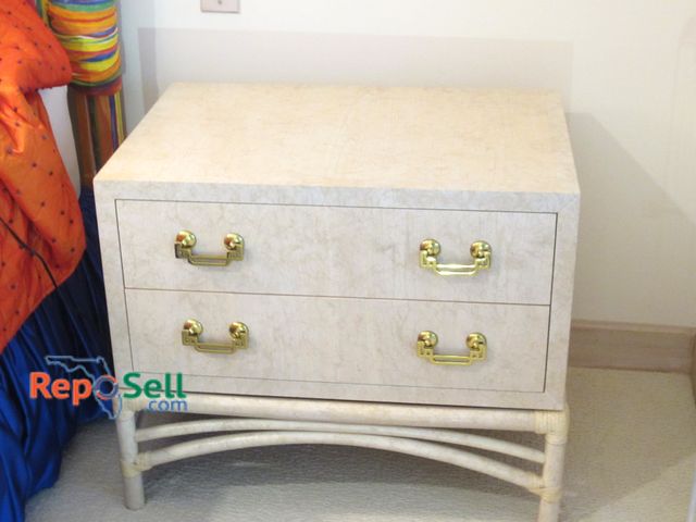 Lot 31-1273 - (2) Nightstands by  Fix &amp; Reed, 29x20x24"