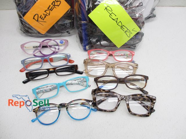 Lot 31-8052 - Lot of Reading Glasses - Various Strengths &amp; Styles