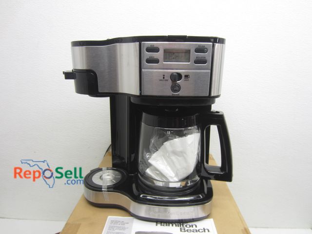 Lot 31-9365 - Hamilton Beach 2-Way Coffee Machine - Appears New