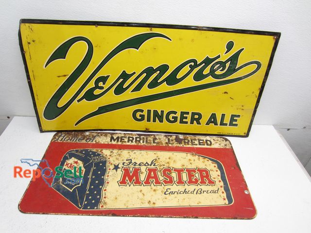 Lot 31-1146 - Antique Ginger Ale and Bread Signs