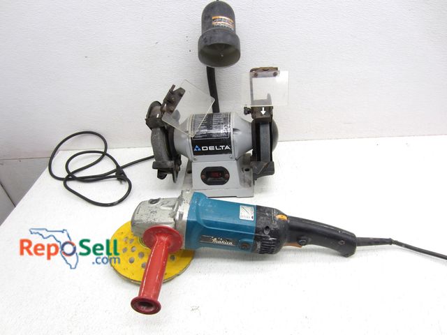 Lot 31-6201 - Delta 6" Belt Grinder And Makita Angle Grinder - Both Power On