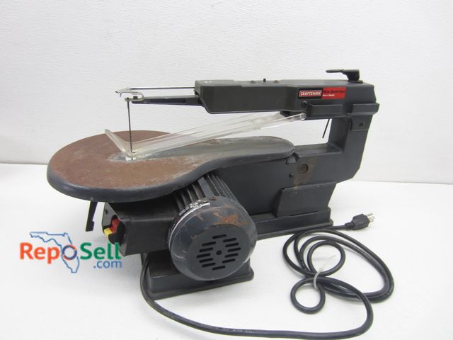 Lot 31-1357 - Craftsman Scroll Saw #137.216160, 1/8 HP, 5" Pin End Blade - Power On