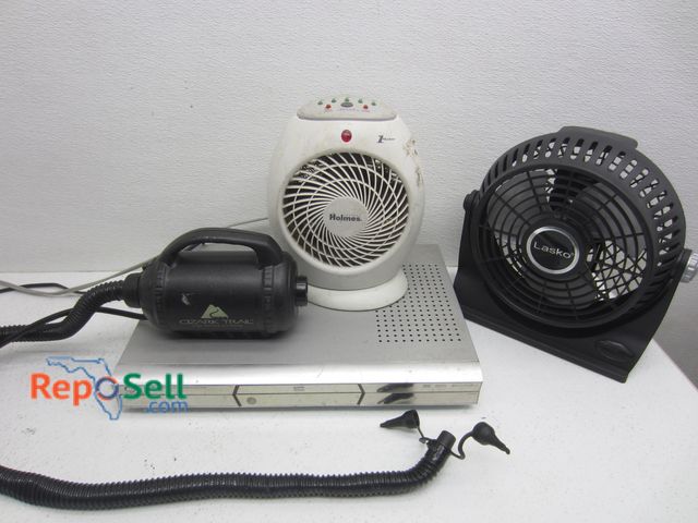 Lot 31-1266 - Estatte Lot: Heater, Fan, Air Pump, DVD Recorder All Power On