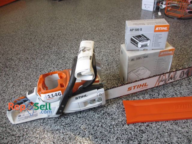 Lot 31-1146 - New Stihl MSA 300C electric chainsaw, featuring high-performance battery-powered operation. Includes...
