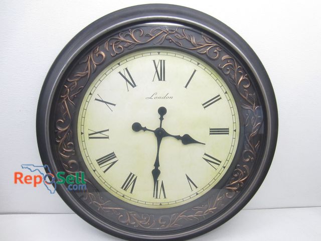 Lot 31-6525 - Large London Clock 30" H - Power On, Needs Battery