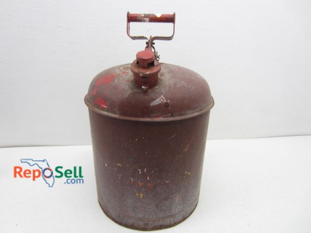 Lot 31-2083 - Vintage Kerosene Jug - 5gal
