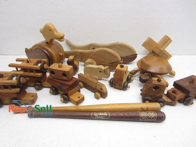 Lot 31-8273 - (16) Wood Kids Toys, Some Are Vintage: Truck With Trailer, Mini Baseball Bats, Duck etc