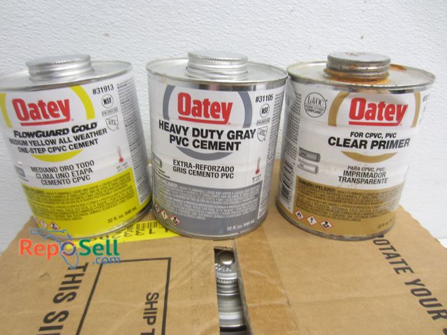 Lot 31-8544 - (6) Cans Oatey Flowguard Gold CPVC Cement, (1) Can PVC Primer And (1) Can Heavy Duty PVC Cement