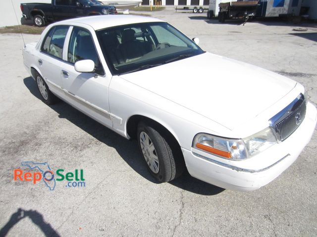 Lot 31-6295 - 2005 Mercury Grand Marquis GS With 95,980 Miles. Clean FL Title, New Battery, Drives Forward/Reverse...