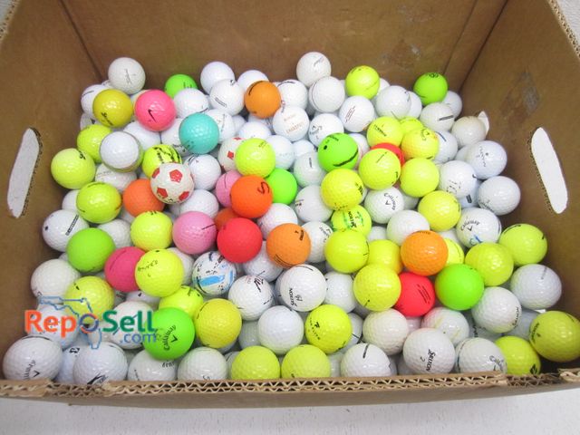 Lot 31-9340 - (300) Playable pre-owned golf balls: Titleist, Callaway, Srixon, etc.