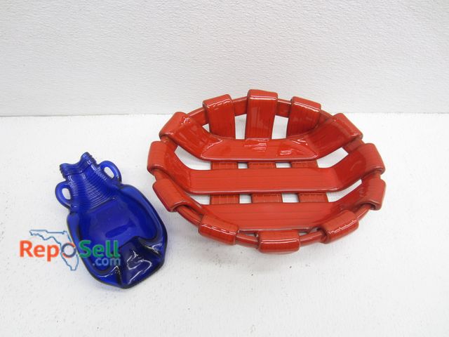 Lot 31-1407 - (2) Pieces of Household Decor. One made in Italy