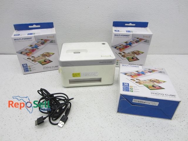 Lot 31-2537 - Digital Camera Printer w/ Print Paper