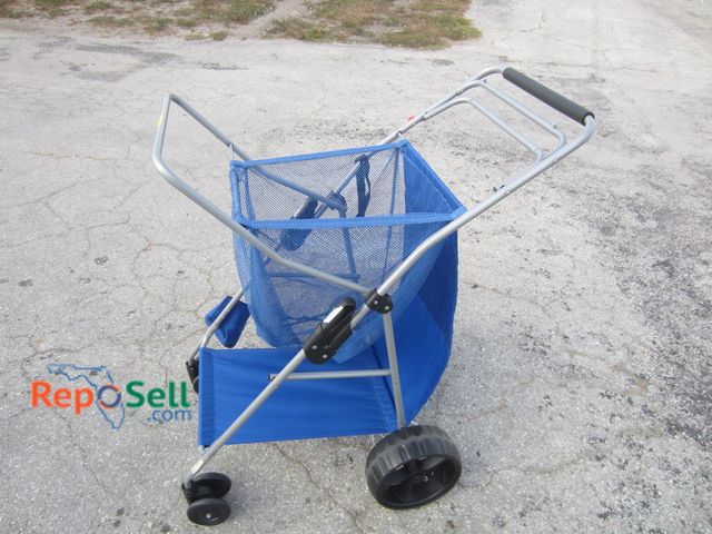 Lot 31-1114 - Tommy Bahama Beach Cart