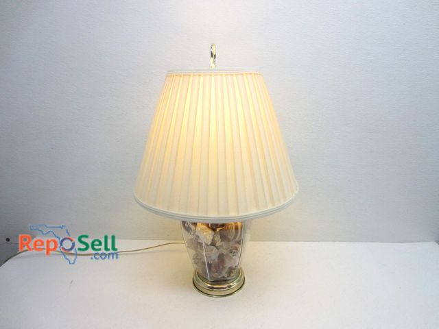 Lot 31-6464 - Seashell Coastal Table Accent Lamp, 21.5" Tall, Powers On