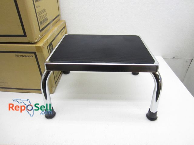 Lot 31-1165 - (2) Chrome Medline footstools new in the box #MD5804301