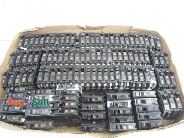 Lot 31-8546 - Approx (105) Square D 120V Breakers