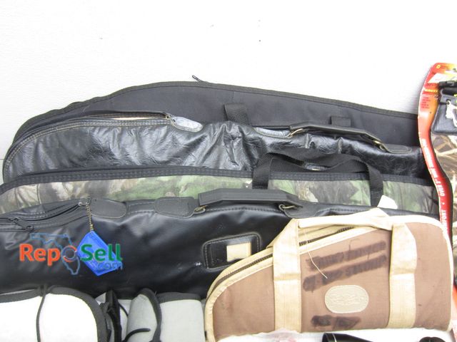 Lot 31-5300 - Lot Of Gun Acces: (4) Soft Cases, Tasco Scope, Sling, Magazine etc