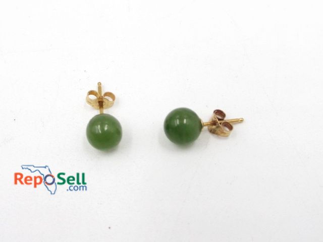 Lot 31-9022 - 14K Yellow Gold Emerald Earrings - 0.95g total