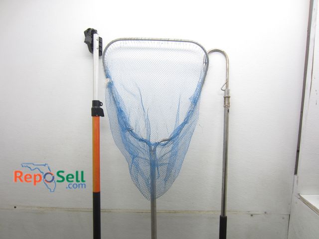 Lot 31-6447 - Fish Net, Hook &amp; Power Line Tool