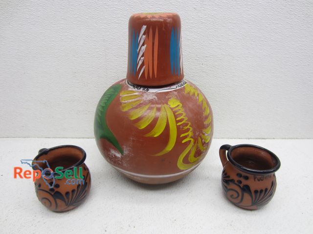 Lot 31-4072 - (3) Pcs of Spanish Pottery