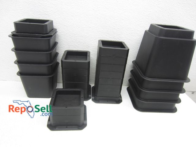 Lot 31-4257 - Adjustable Height Bed Risers