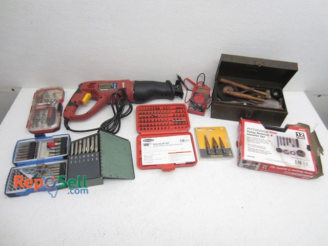 Lot 31-9177 - Reciprocating Saw (Powers On), Vintage Tool Box And Tools, Drill Index etc