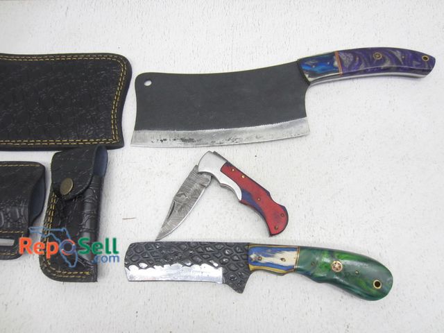 Lot 31-6230 - (3) Damascus Style Knives, (3) Sheaths