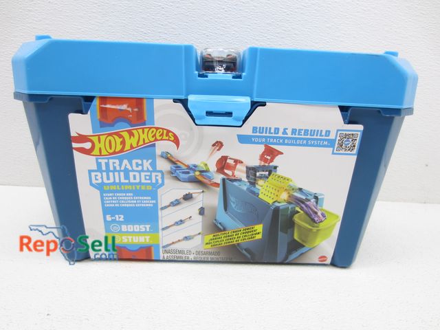 Lot 31-4251 - New Hot Wheels Track Builder Unlimited