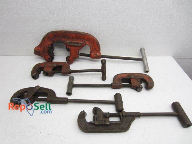 Lot 31-3451 - (5) Heavy Duty Pipe Cutters
