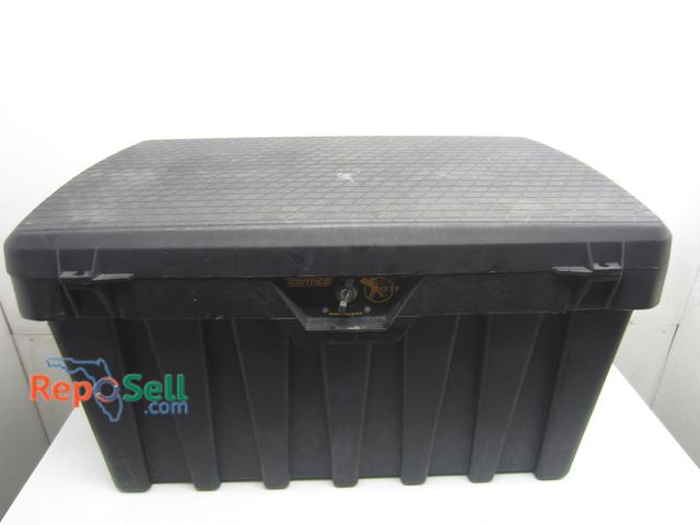 Lot 31-1363 - Contico Xtreme Tuff Large Toolbox