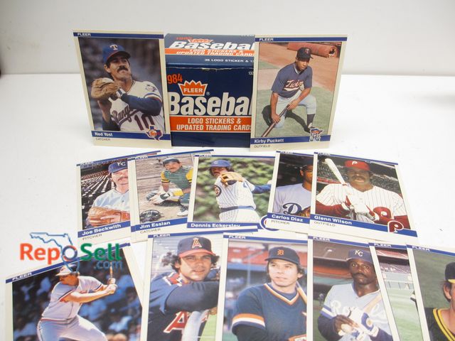 Lot 31-6417 - 1984 Fleer Update Baseball Card Set: Puckett Rookie NM