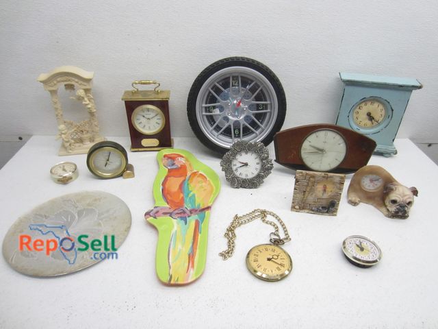 Lot 31-9171 - Estate/Clock Lot: Metanec (Running), Serving Dishes, Pocket Watches etc - Untested