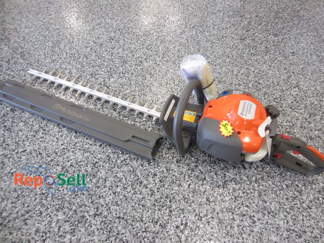 Lot 31-1089 - Husqvarna New double-sided hedge trimmer 122HD60