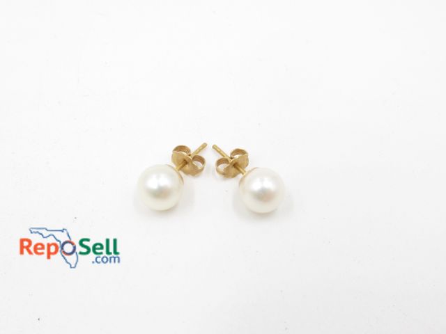 Lot 31-5009 - 12K Yellow Gold Pearl Earrings - 1.7g total