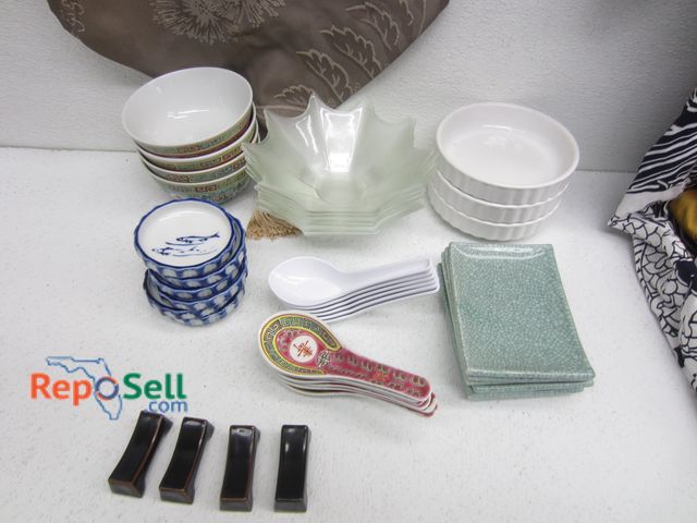 Lot 31-1364 - (40) Piece Sushi Set with Kimono and Tapestry