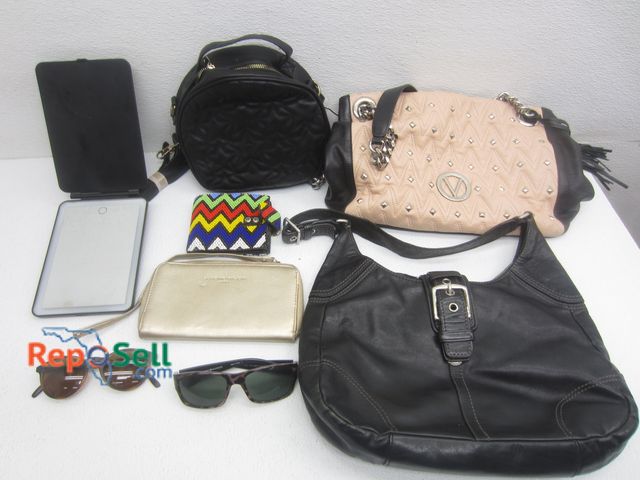 Lot 31-7159 - (2) Pairs Sunglasses, (4) Womens Purses, Wallet &amp; Mirror - NO COA