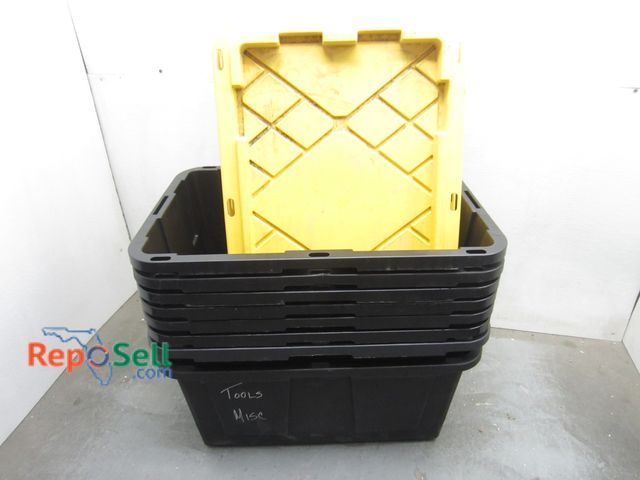 Lot 31-9398 - (8) Large 27G Totes with Lids
